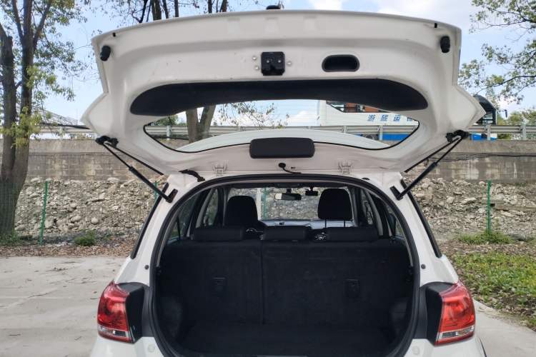 Used Haval H1 2016 Red Label 1.5L Manual Comfort Edition
