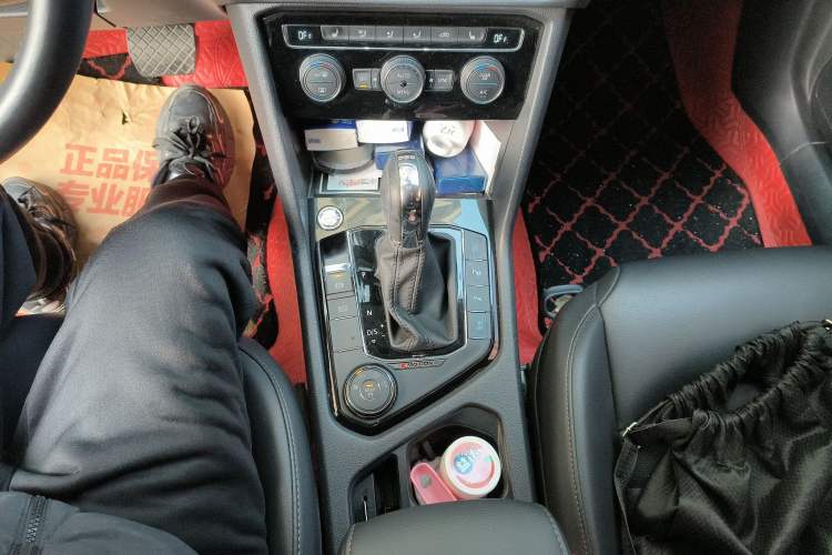 Used Volkswagen Tharu 2019 330TSI Four-Wheel Drive Flagship Model China VI Standard
