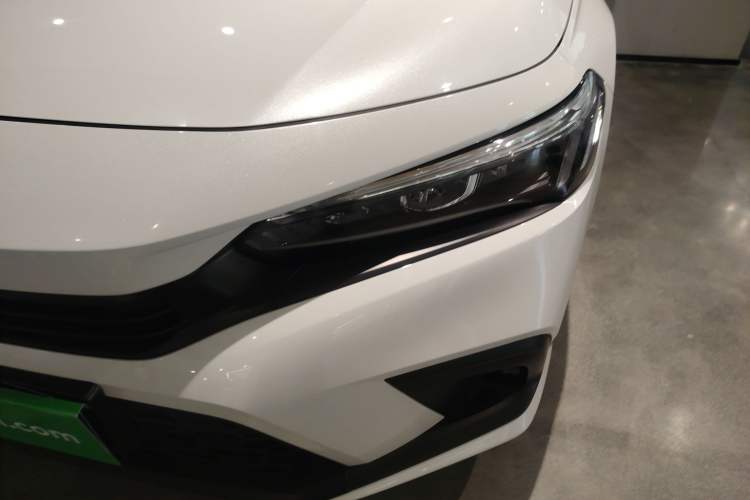 Used Honda Civic 2023 240TURBO CVT Dynamic Edition Left Front Headlight