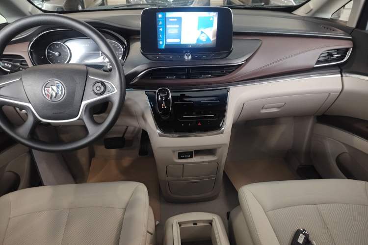 Used Buick GL8 2023 Land Executive Class Comfort Model
