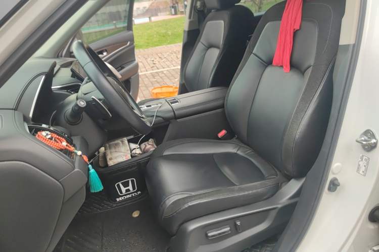 Used Honda Avancier 2017 370TURBO 2WD Luxury Edition Left Front Seat