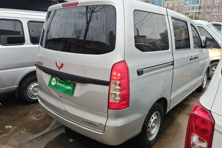 Used Wuling Hongguang V 2021 1.5L Jingqu Version LAR