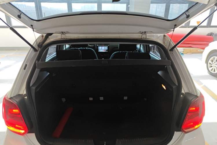 Used Volkswagen Polo 2016 1.4L Automatic Trendy Model
