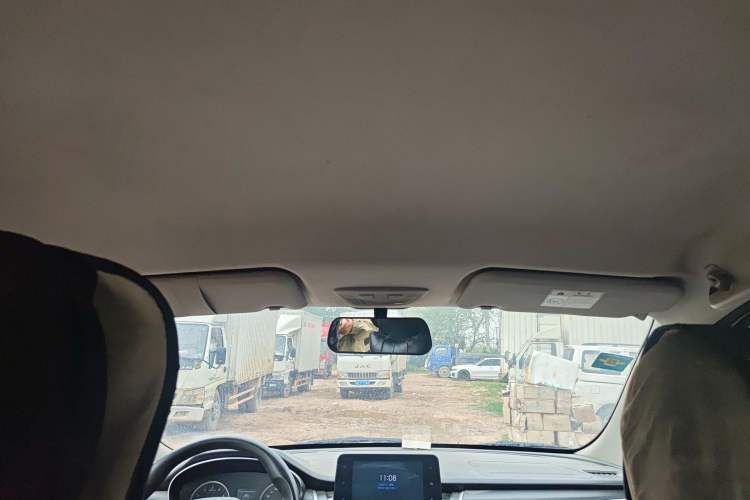 Used Baojun 730 2019 1.5L Manual Fashion Model 7-seater National V