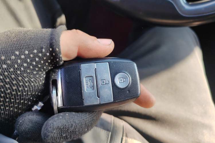 Used Kia K3 2016 1.6L Automatic GLS
