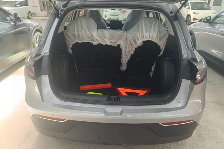 Used Geely Galaxy Geome 2026 Model 310km Youth Edition
