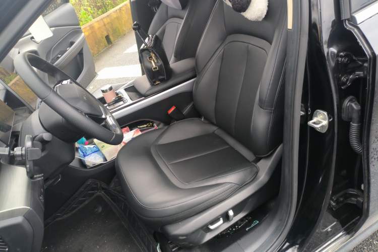 Used Wuling Xingguang 2024 Co-Creation Edition 150 Advanced Model Left Front Seat