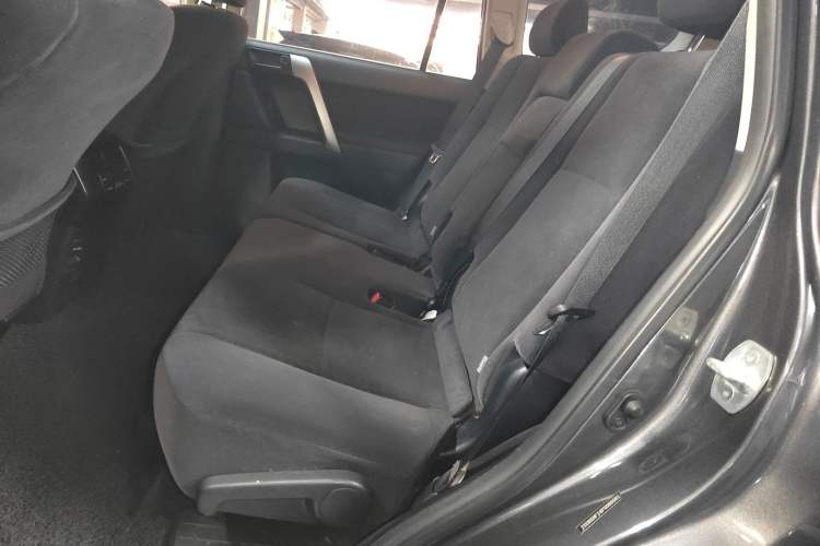 Used Toyota Prado 2014 2.7L Middle East Version Parallel Import