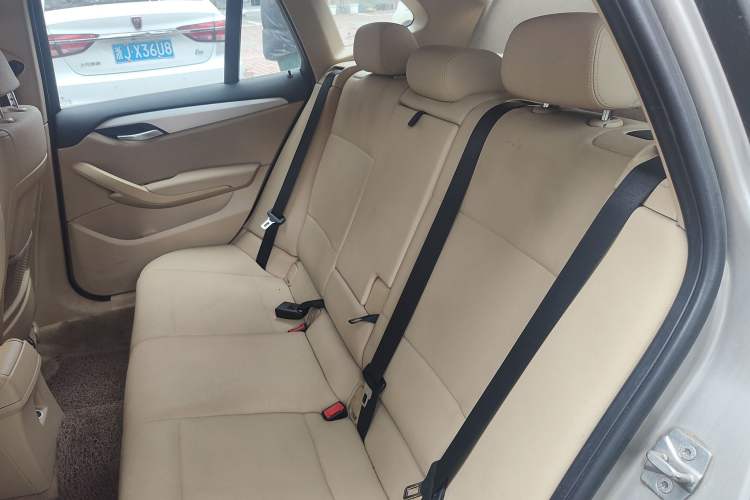 Used BMW X1 2012 sDrive18i Luxury Model