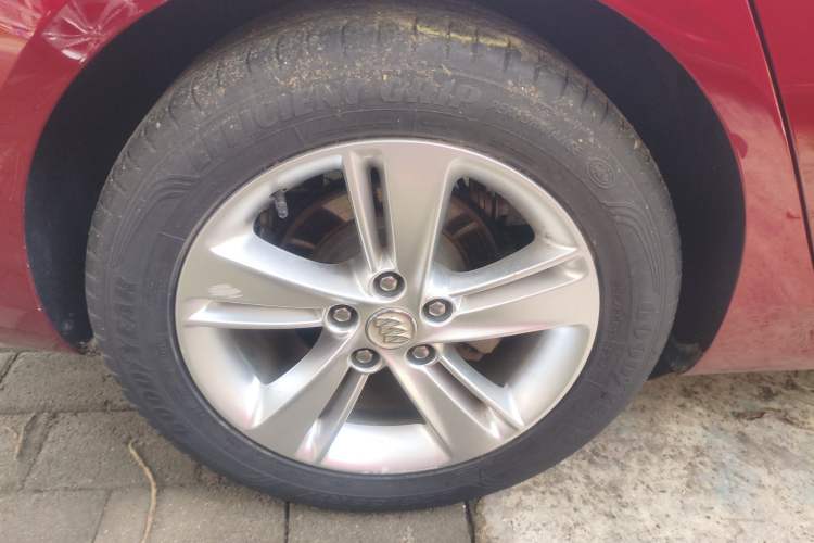 Used Buick Regal 2019 20T Elite Version China VI Standard Exterior 5