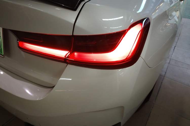 Used BMW i3 2024 eDrive 35 L
