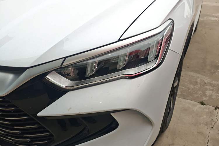 Used BYD Song Pro New Energy 2024 HONOR Edition DM-i 71KM Beyond Model Left Front Headlight