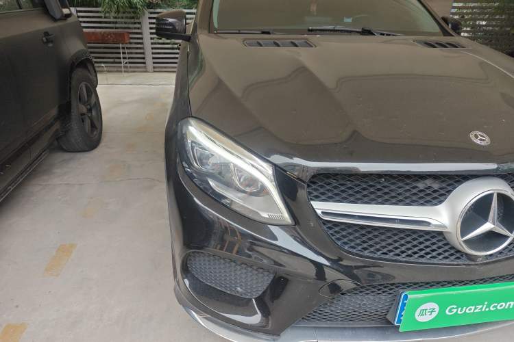 Used Mercedes-Benz GLE Coupe 2017 GLE 400 4MATIC Coupe SUV