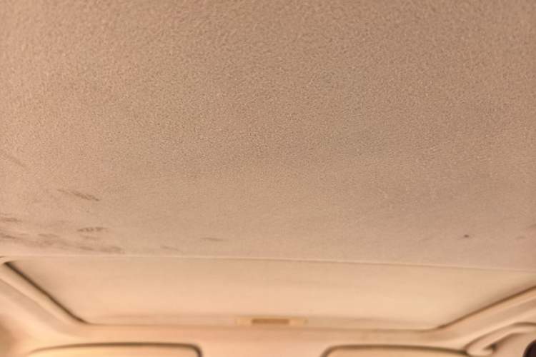 Used Ford Focus 2011 Sedan 1.8L Manual Comfort Model
