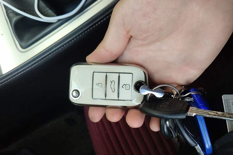 Used MG 6 2017 20T Manual Luxury Smart Connect Version China V Standard