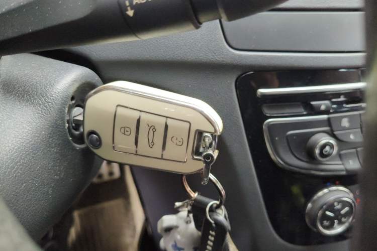 Used Peugeot 508 2012 2.0L Automatic Luxury Edition Vehicle Key