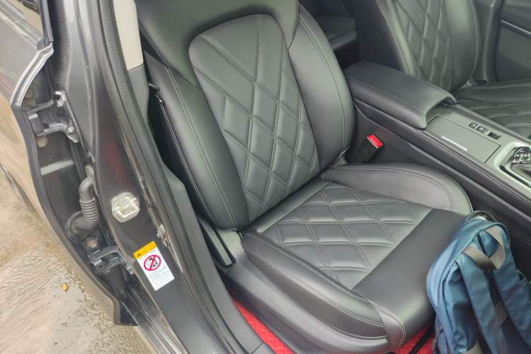 Used CHANGAN Ruicheng CC 2022 Blue Whale Edition 1.5T DCT Prestige Model Right Front Seat