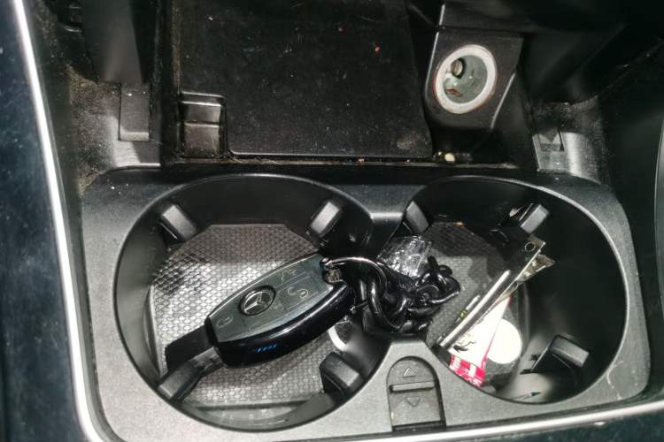 Used Mercedes-Benz C-Class (Import) 2017 Facelift C 200 Coupe
