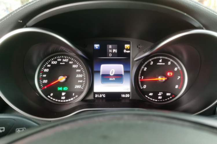 Used Mercedes-Benz GLC 2016 GLC 260 4MATIC Dynamic Edition
