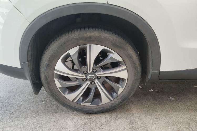 Used GAC Trumpchi GS4 2020 270T Manual Luxury Edition Exterior 5