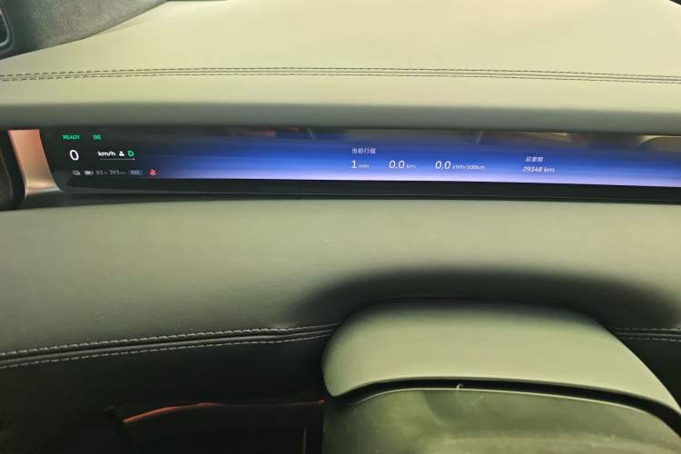 Used Nio ET9 2025 100 kWh
