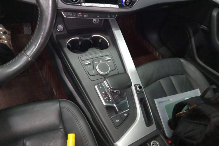 Used Audi A4 2017 45 TFSI allroad quattro Fashion Edition
