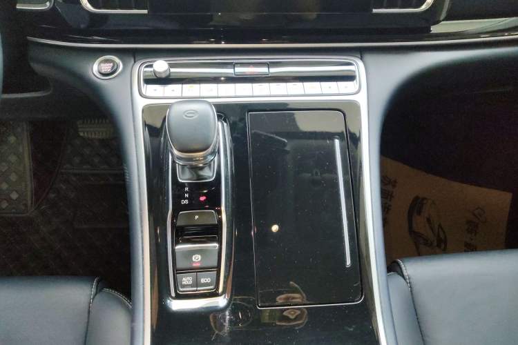 Used GAC Trumpchi M8 2023 Lingxiu Series 390T Deluxe Edition Gear Lever