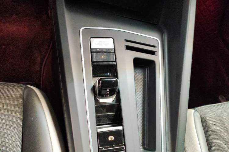 Used Volkswagen Golf 2021 280TSI DSG Pro Gear Lever