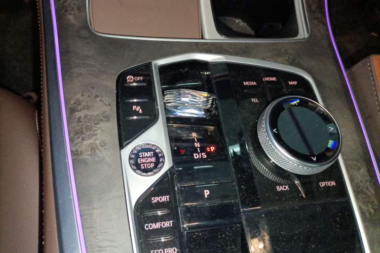 Used BMW X5 2023 xDrive 30Li Luxury M Sport Night Edition Package Gear Lever