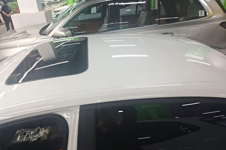 Used CHANGAN NEVO A05 2025 Truly Delicious Edition 70 – Beyond Excellence Roof