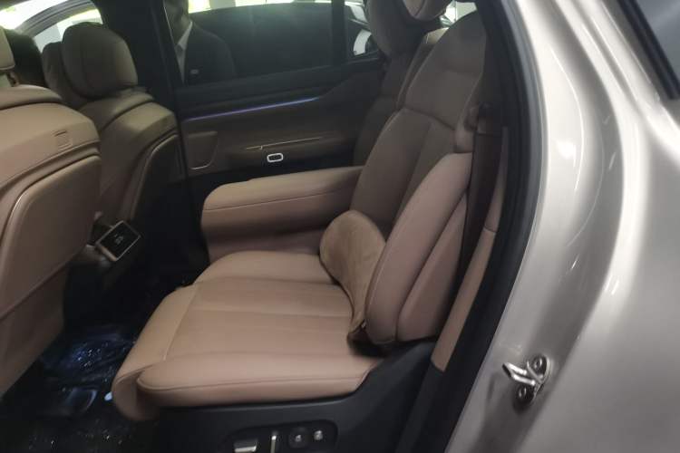 Used Nio ES8 2024 75 kWh Left Rear Seat