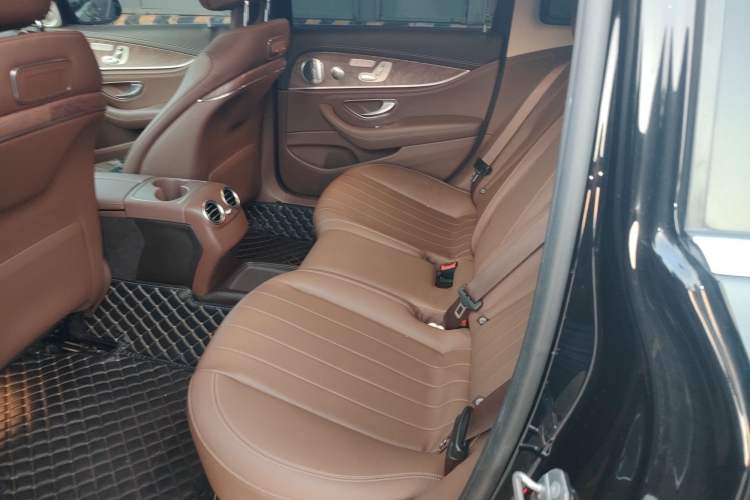 Used Mercedes-Benz E-Class 2019 Restyled E 300 L Luxury Edition