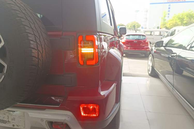 Used BAIC Off-Road BJ40 2019 PLUS 2.3T Automatic Four-Wheel Drive Premium Edition China VI Exterior 3