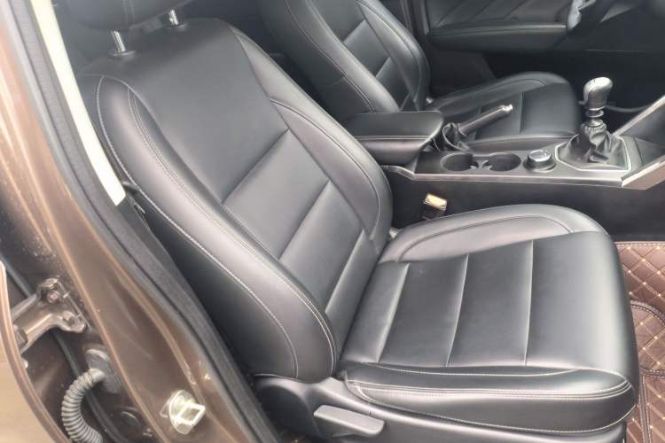 Used Great Wall Poer 2019 2.0T Commercial Version Manual Diesel 4x4 Elite Long-Box GW4D20M