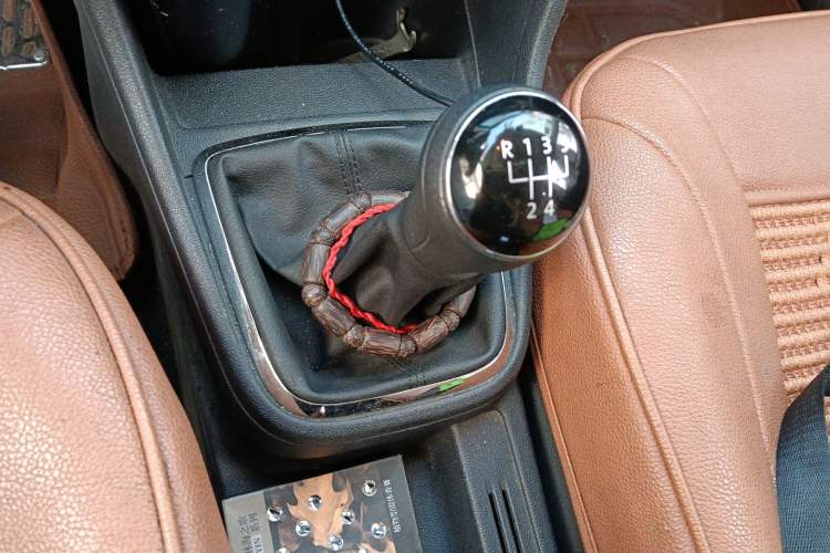 Used Volkswagen Jetta 2015 Zhuihui Edition 1.6L Manual Comfort Model
