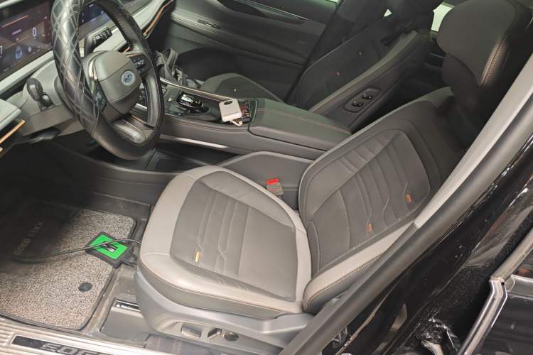 Used Ford Edge 2023 Ford Explorer L 2.0T EcoBoost Four-Wheel Drive 7-Seater Supreme Model Left Front Seat