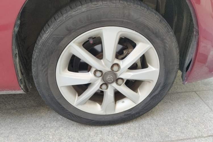 Used Toyota YARiS L Zhi Xuan 2014 1.3E Automatic Charm Edition
