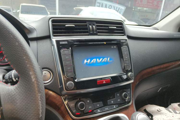 Used Haval H6 2017 Red-Label Sport Edition 2.0T Diesel Manual Two-Wheel Drive Elite Model China V Standard
