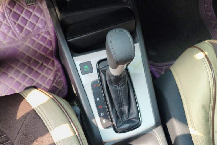 Used Honda Fit 2021 1.5L CVT Trend Edition Gear Lever