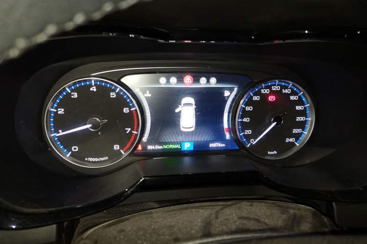 Used GAC Trumpchi GS7 2017 320T Two-Wheel-Drive Luxury Smart Connectivity Model
