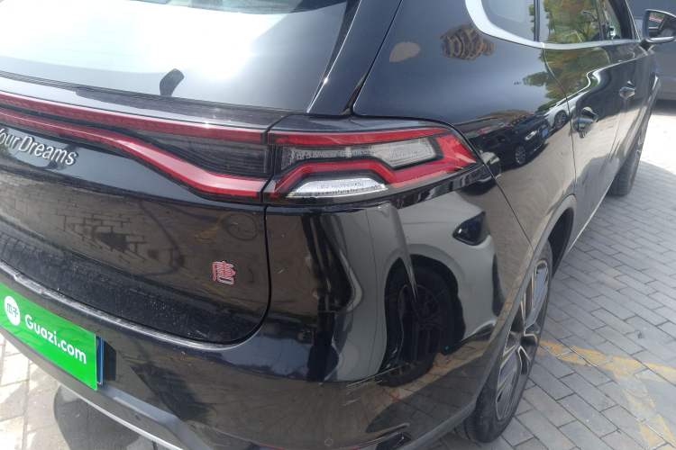 Used BYD Tang 2018 2.0T Automatic Smart Connect Prestige 7-Seater China V Standard Right Rear Taillight