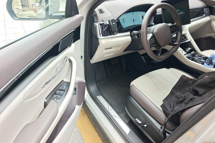 Used BYD Song PLUS New Energy 2025 DM-i Intelligent Driving 160KM Flagship Model
