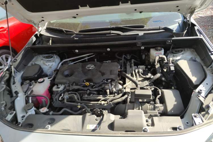Used Toyota RAV4 2023 Dual-Motor 2.5L E-CVT Two-Wheel Drive Elite Edition
