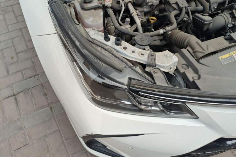 Used Toyota Corolla 2023 1.8L Smart Electric Hybrid Dual-Motor Elite Edition Right Front Headlight