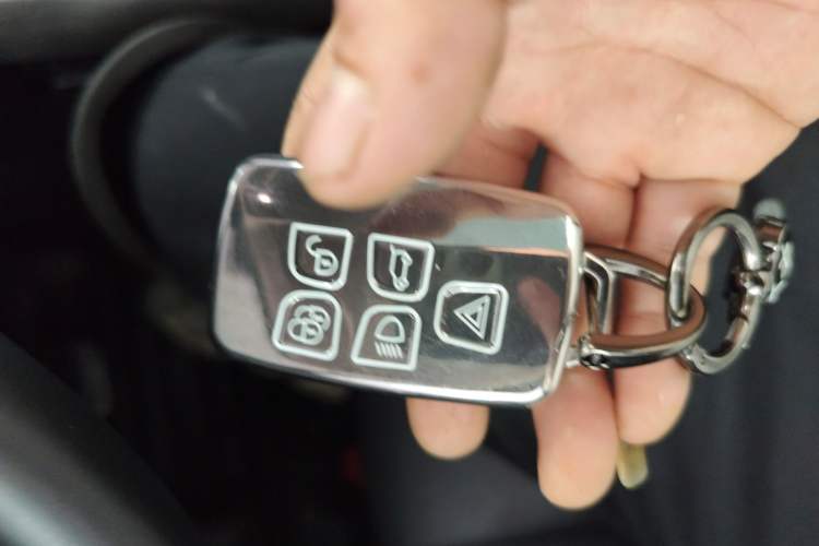 Used Land Rover Range Evoque 2015 2.0T Five-Door Zhiyao Edition Interior 1