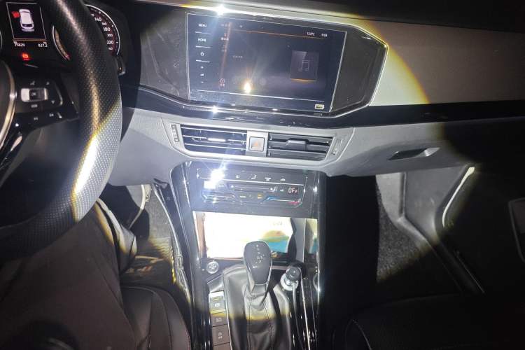 Used Volkswagen Tayron 2020 330TSI Two-Wheel Drive Luxury Smart Connectivity Version