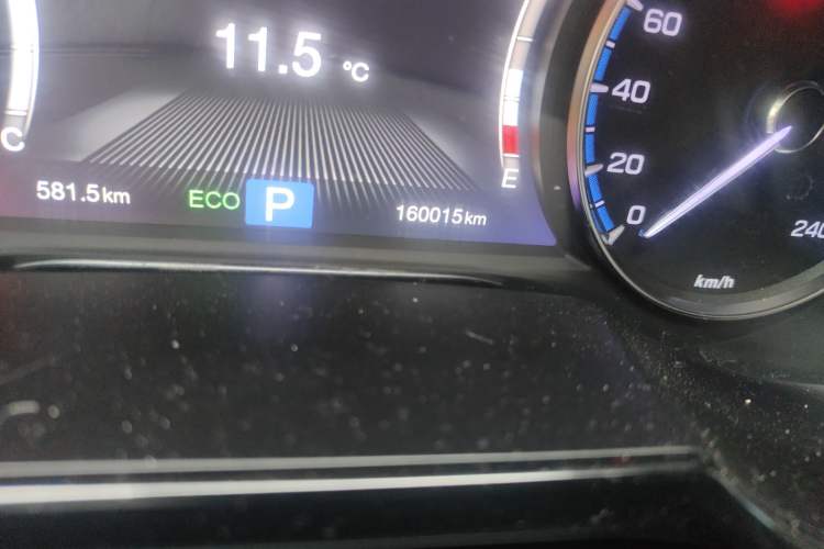 Used GAC Trumpchi GS7 2017 320T Two-Wheel-Drive Luxury Smart Connectivity Model