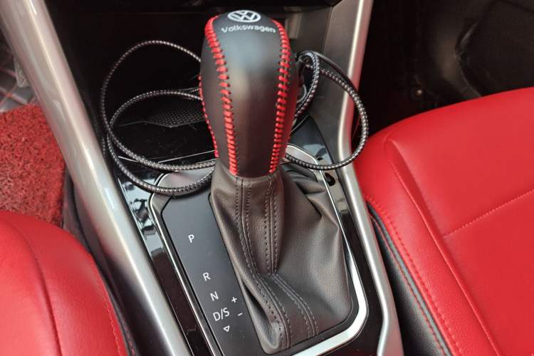 Used Volkswagen T-ROC 2020 280TSI DSG Two-Wheel-Drive Elite Version Gear Lever