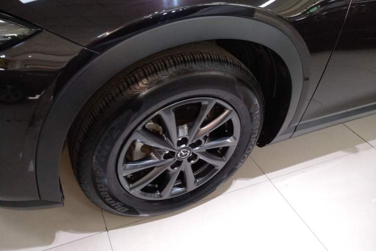 Used Mazda CX-4 2021 2.0L Automatic Two-Wheel Drive Blue Sky Dynamic Edition Exterior 4