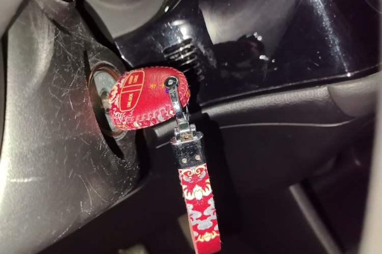 Used Mitsubishi Outlander (Import) 2014 2.0L Two-Wheel Drive Sport Value Edition 5 Seats
